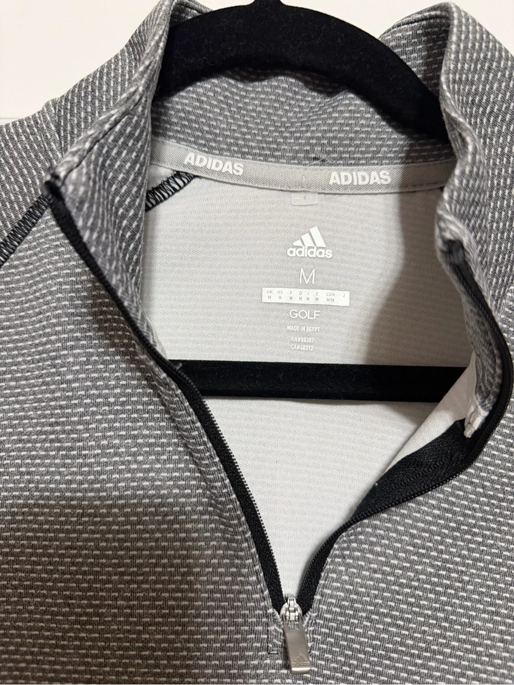 adidas golf men’s 1/4 zip gray textured print logo medium NWOT